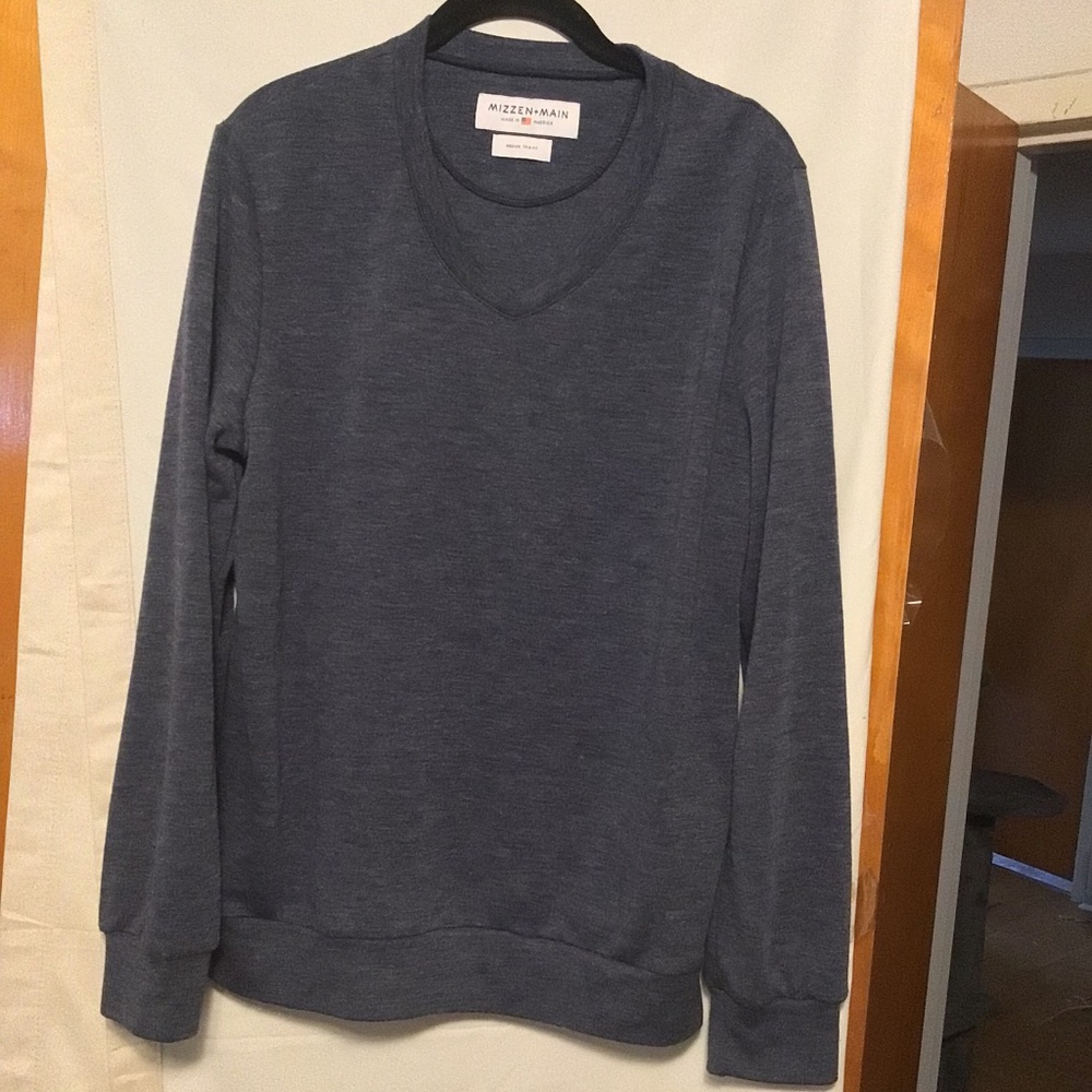 Mizzenmast + Main Medium fit light weight sweater  SZ M Made in USA